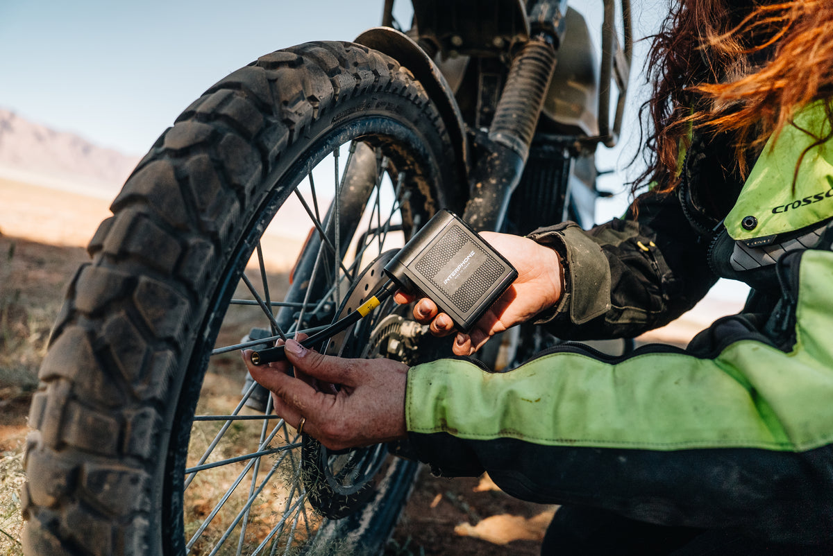 AIR PUMP MINI – PORTABLE COMPRESSOR FOR MOTORCYCLES, CARS, AND BIKES