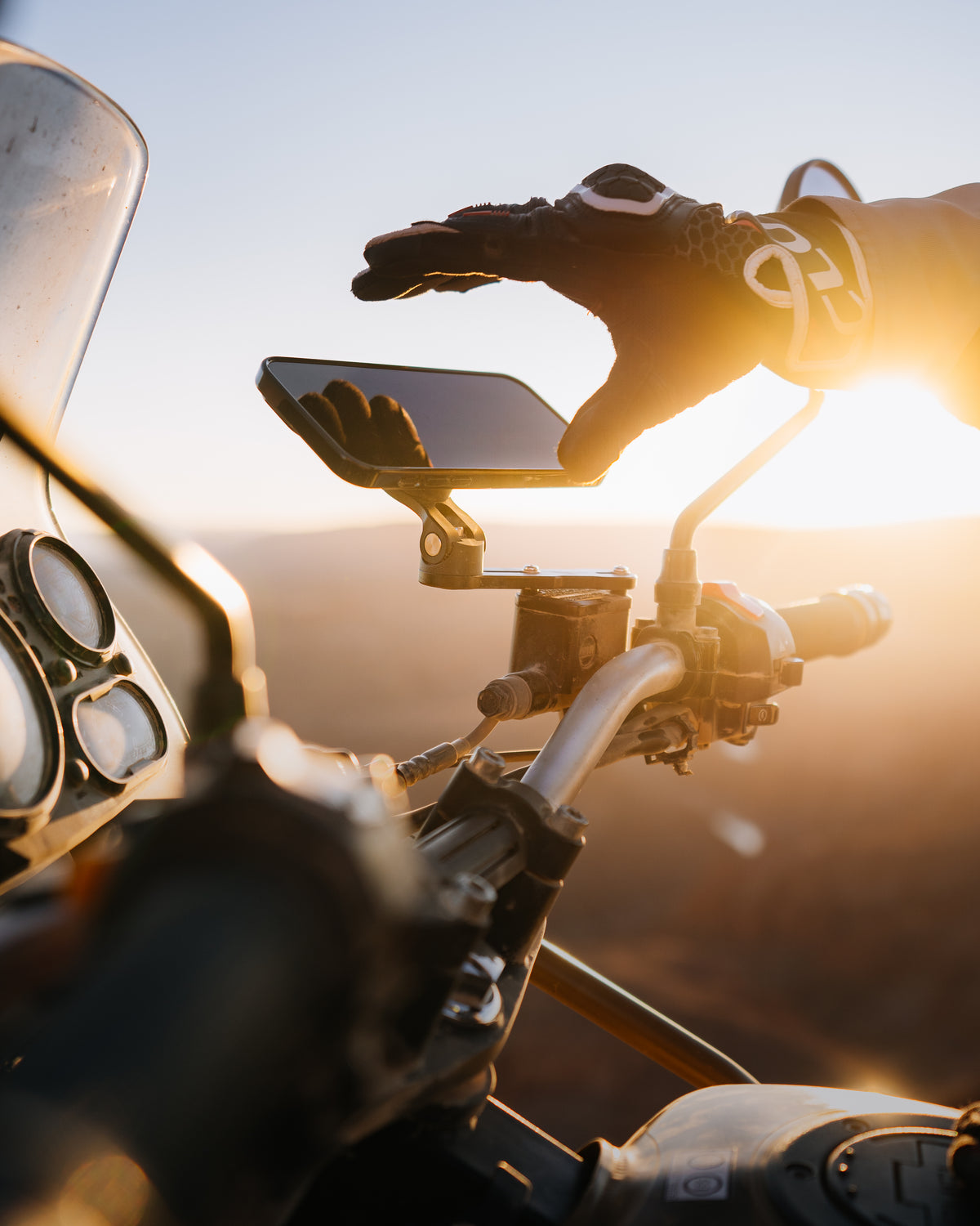 QUIKLOX - SUPPORTO PER VASCHETTA OLIO FRENI